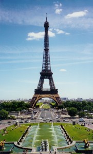 Eiffel_Tower_from_Place_du_Trocadéro